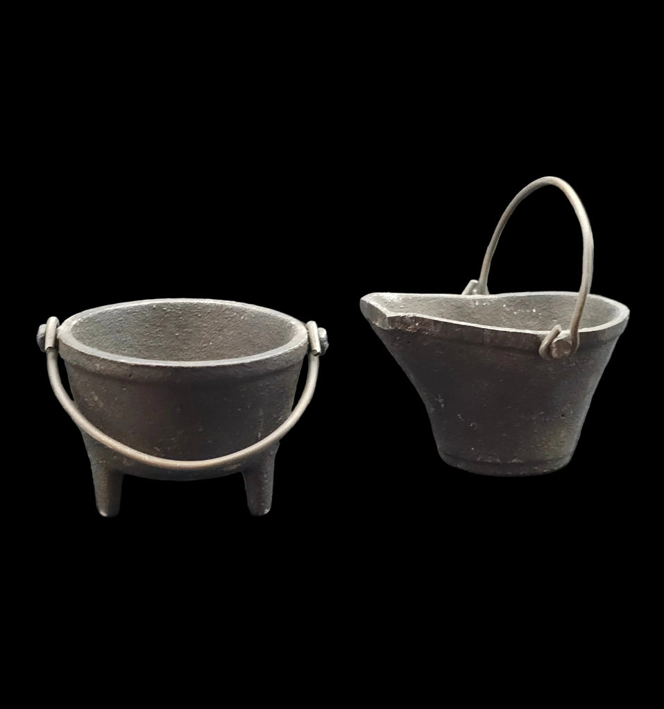Mini Cast Iron Kettle & Pale Set